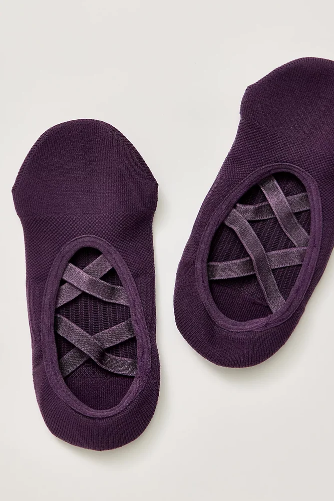 No Show Pilates Grip Socks