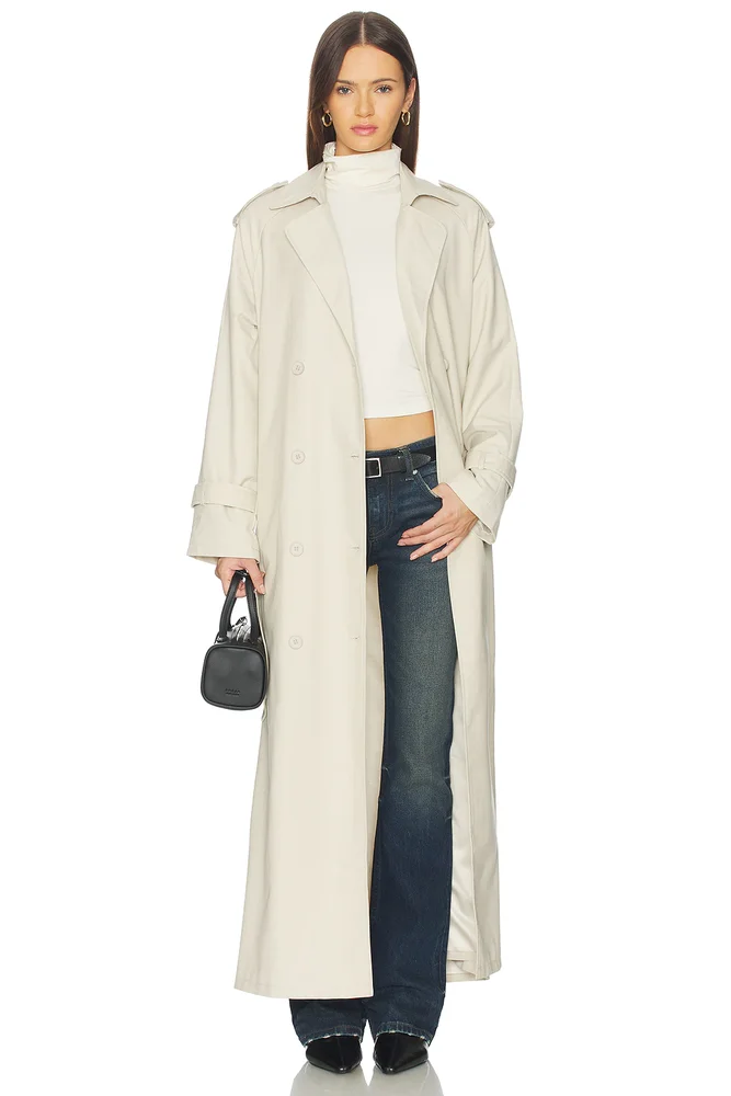 Trencherous Coat