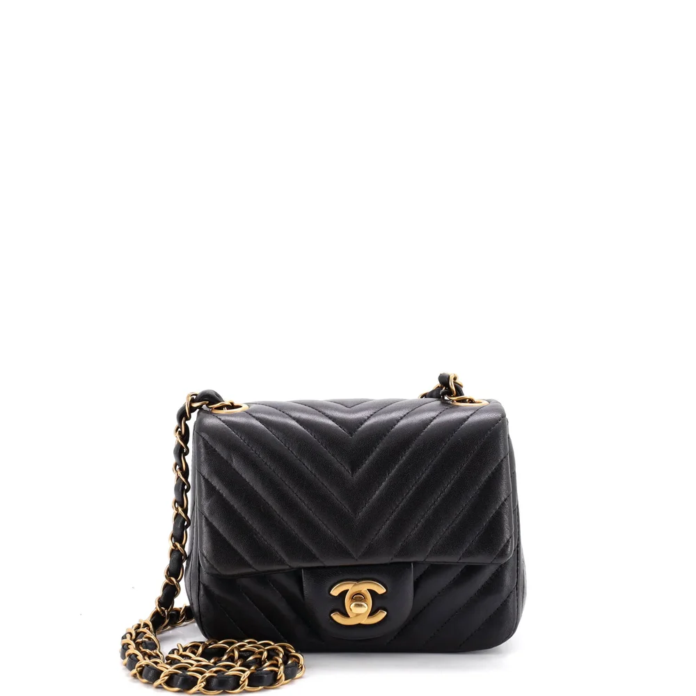 Pre-Owned Chanel Square Mini Classic Flap Bag 17cm