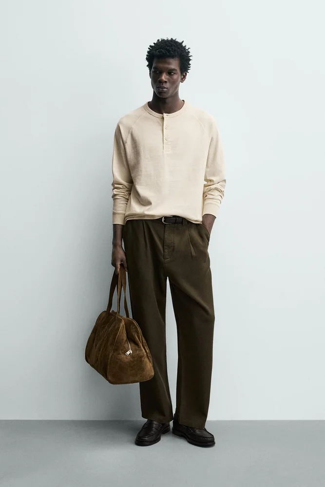 HENLEY T-SHIRT