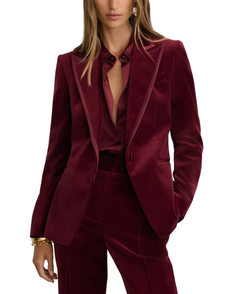 Single Breasted Velvet Blazer