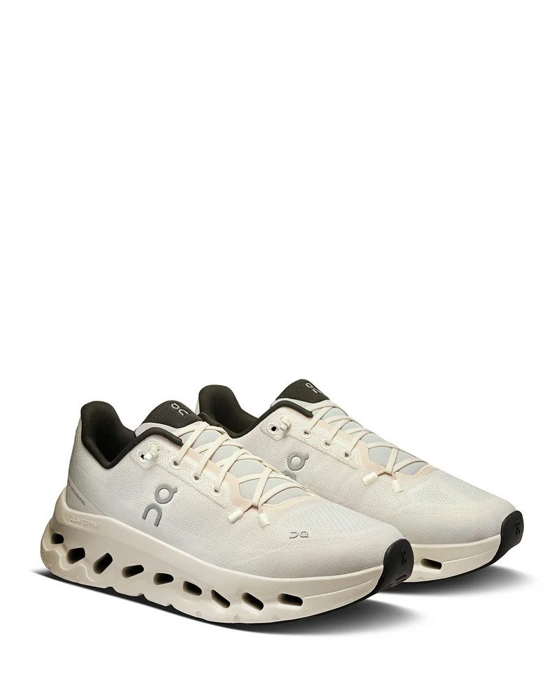 Cloudtilt Low Top Sneakers