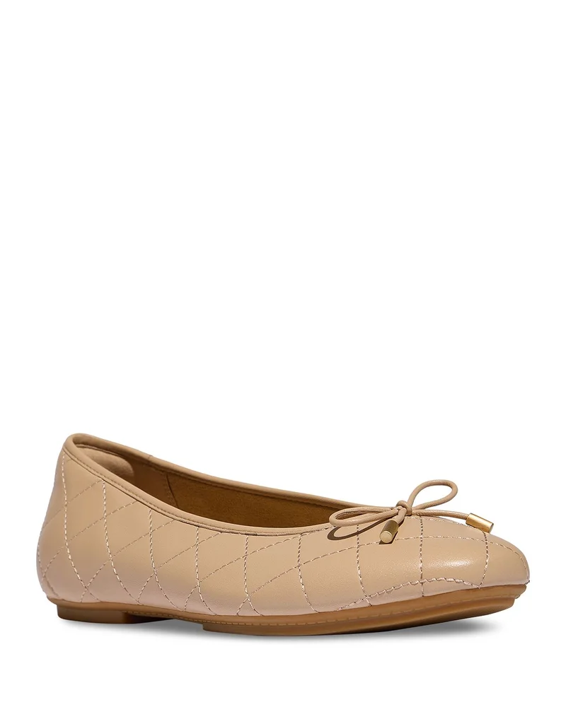 Delicato Bow Quilted Ballet Flats