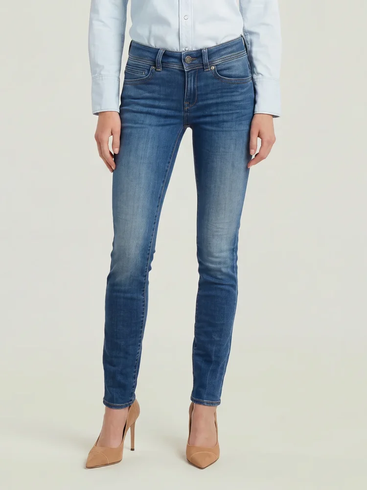 Midge Straight Jeans