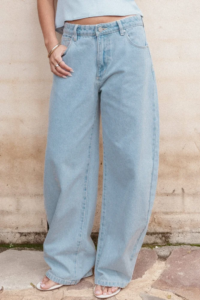 Abrand 95 Barrel Jeans