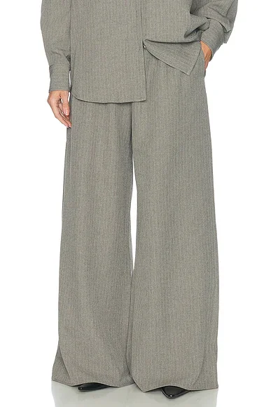 Moni Pant