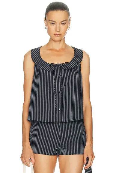 Round Collar Top