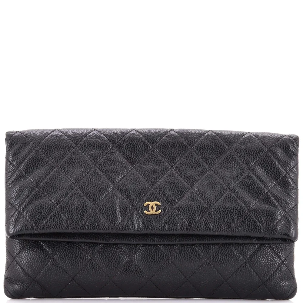 Chanel Beauty CC Clutch Quilted Caviar