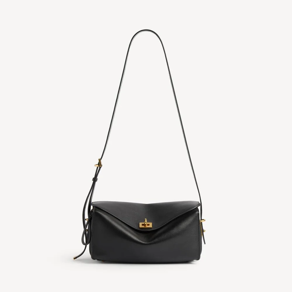 Balenciaga Le 7 Shoulder Bag Medium in Black