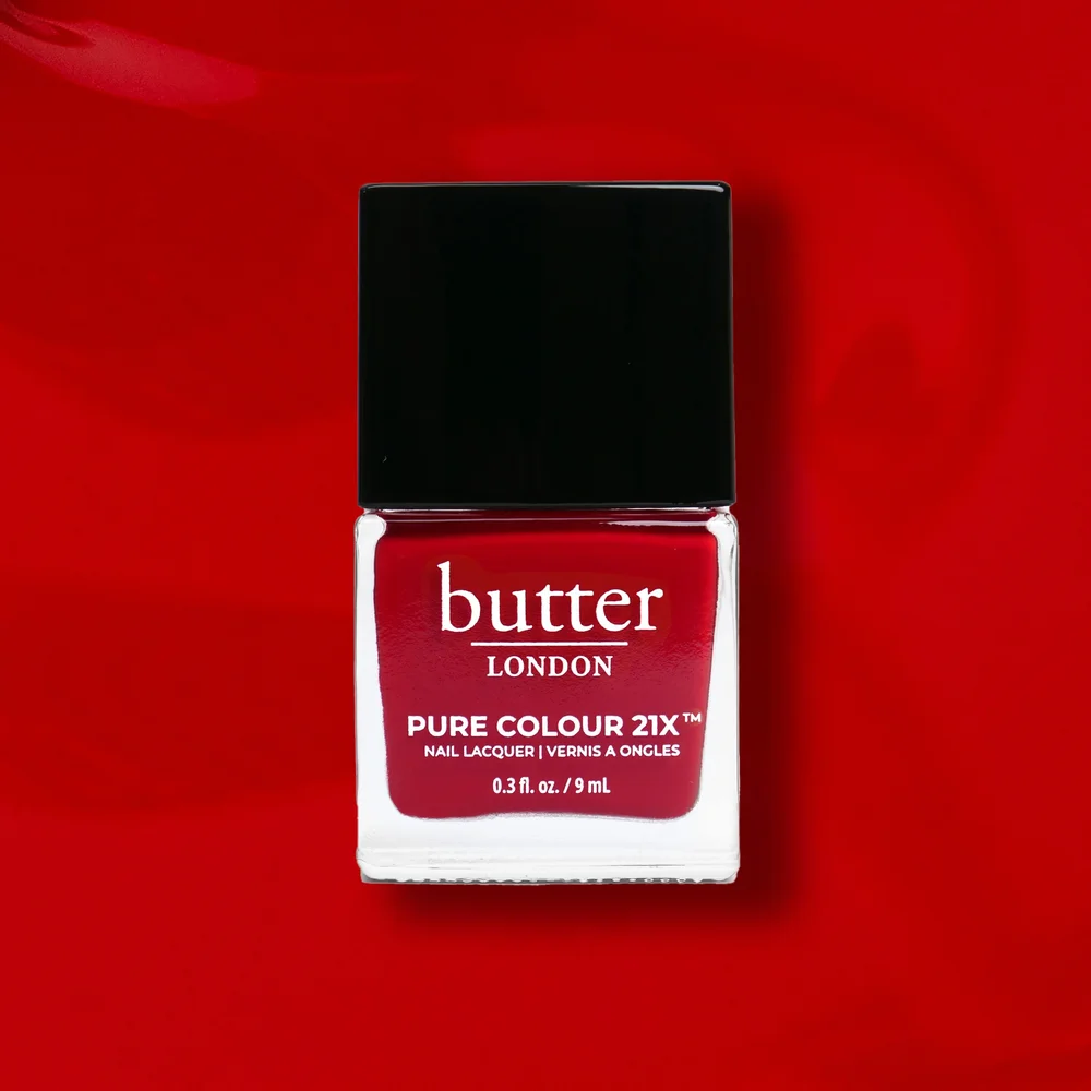Pure Colour 21X Nail Lacquer in Her Majesty's Red