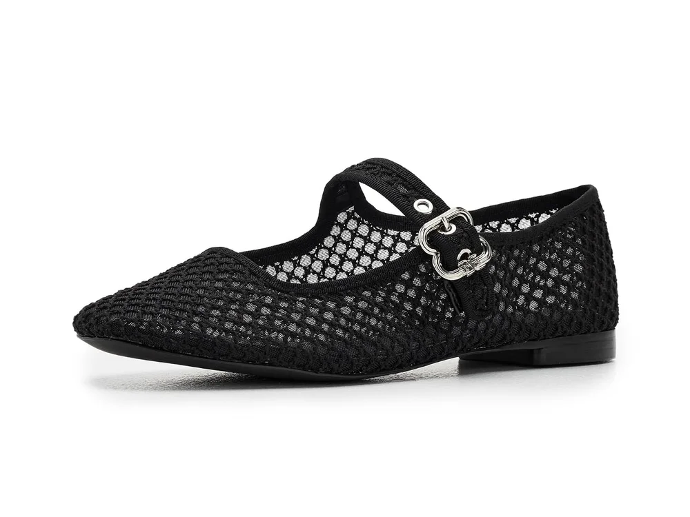 Michaela Mesh
