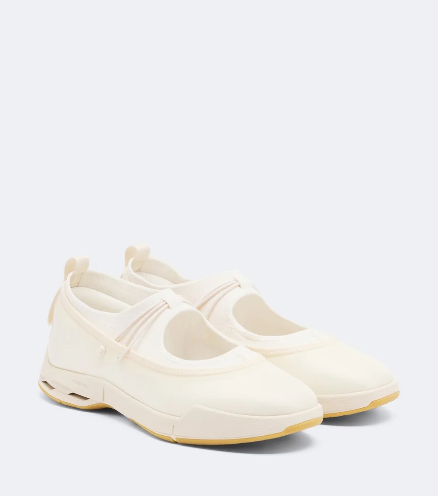 Cloudnova Moon slip-on sneakers