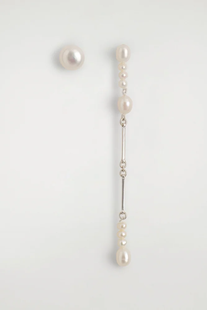 Asymmetric Freshwater Pearl Drop Earrings