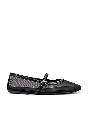 Melany Flat