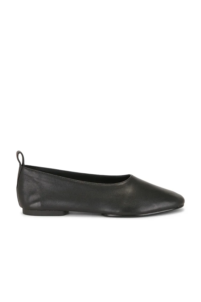 Freja Flat