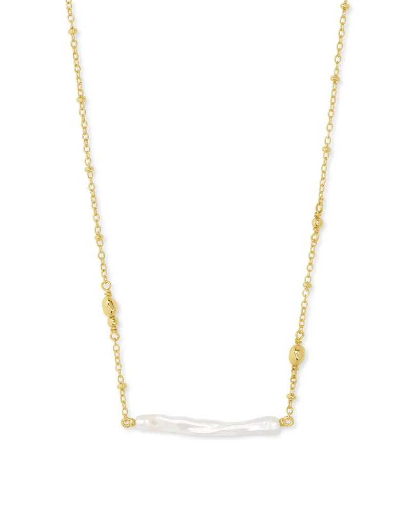 Eileen Gold Pendant Necklace in Freshwater Cultured Pearl