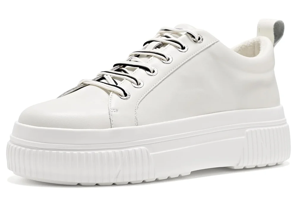 West Sneakers