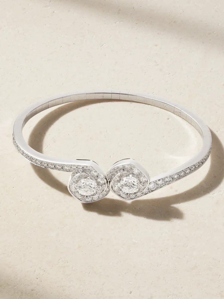 Frozen Kiss 18-karat white gold diamond bangle