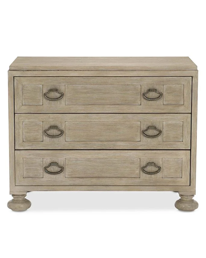 Santa Barbara Bachelor's Chest