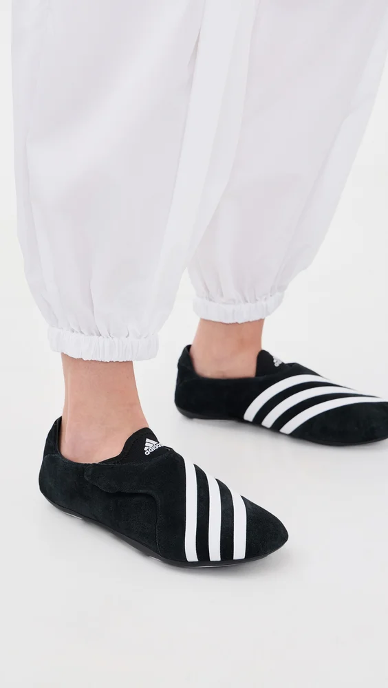 Adidas x Pharrell Yoga Vario Sneakers