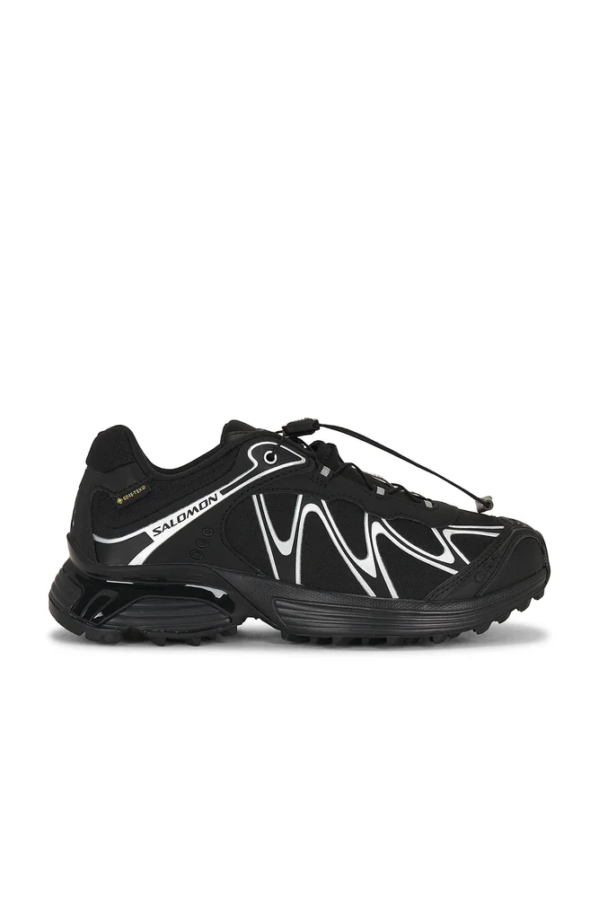 Xt-whisper Gtx Sneaker - Black, Black, & Silver