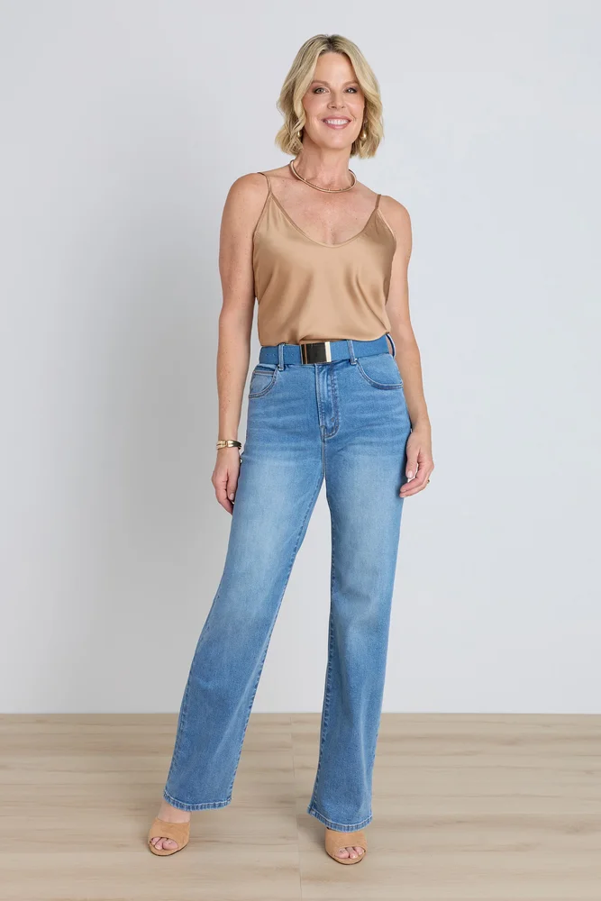 Marilyn Straight-Leg Jean