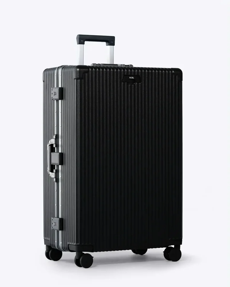 Check-In: All-In-One 28"
