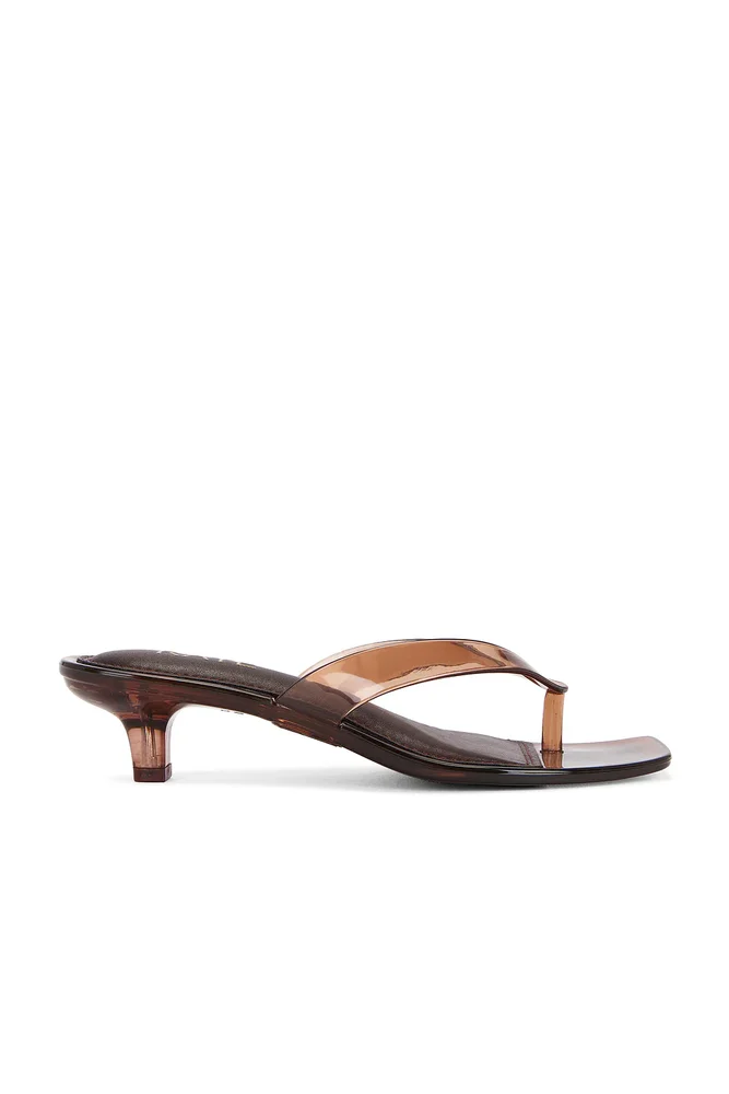 Shelly Sandal