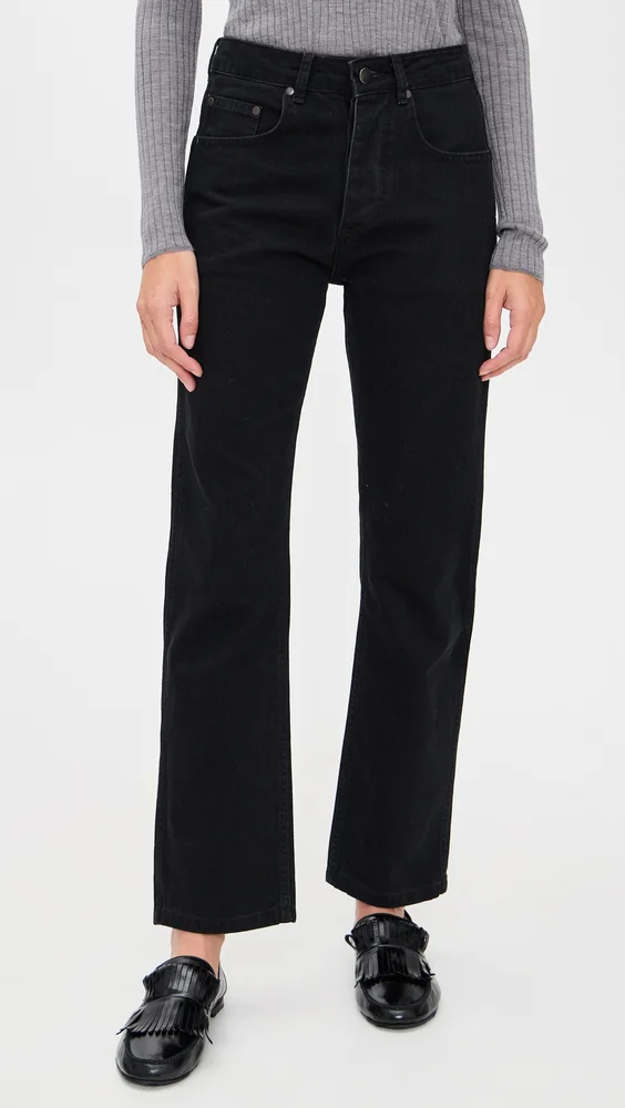 Straight Jeans