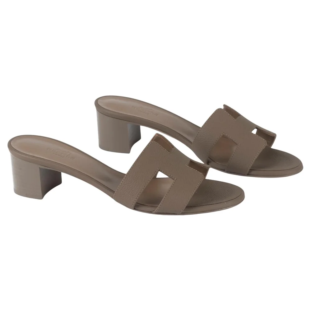 Pre-Owned Oasis Sandal Epsom Etoupe