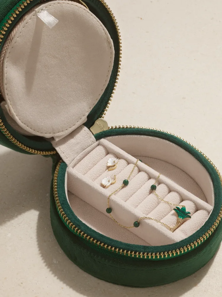 18-karat gold diamond jewelry set