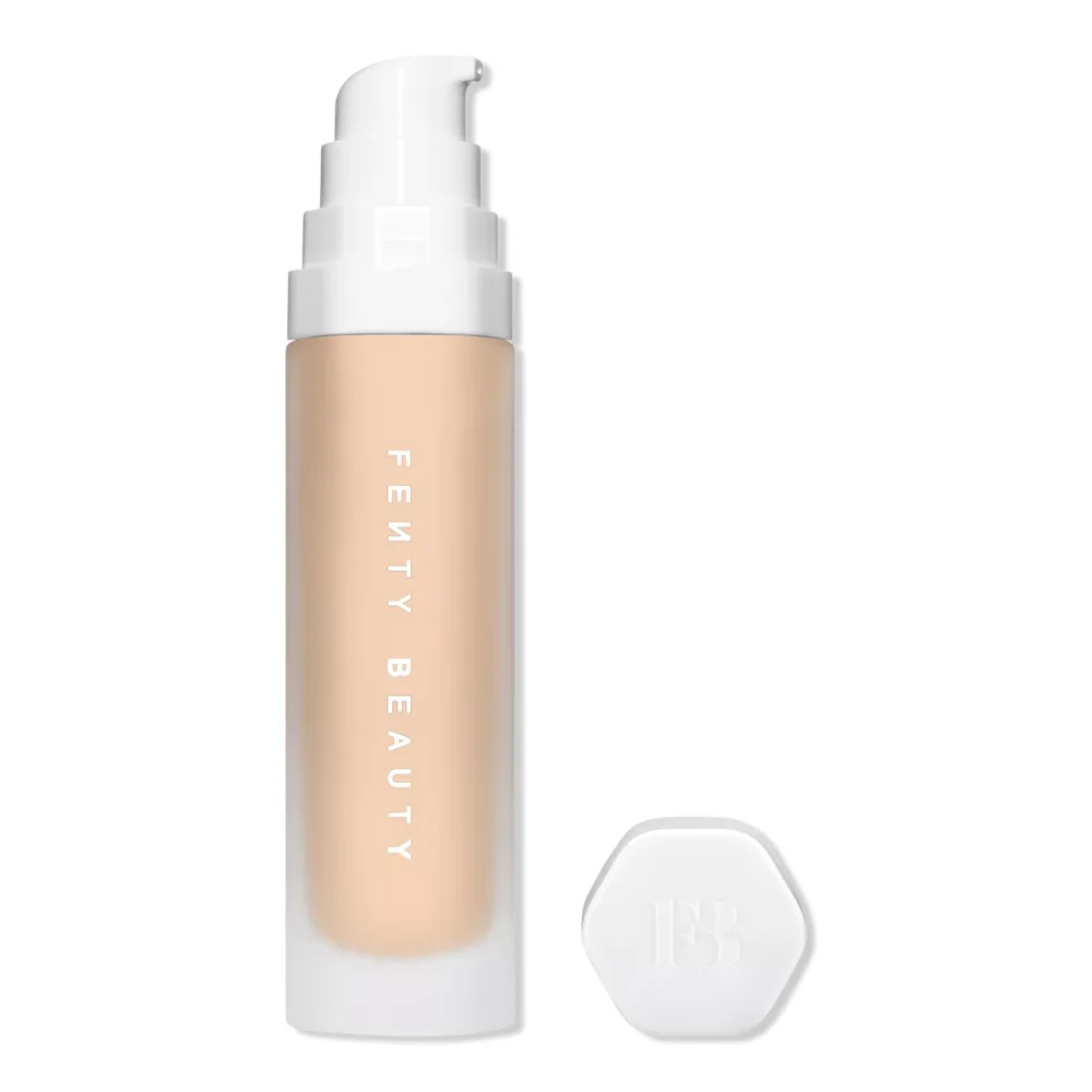 By Rihanna Soft'Lit Naturally Luminous Hydrating Longwear Foundation