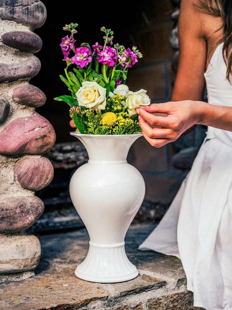 Moonwhite Glow Vase