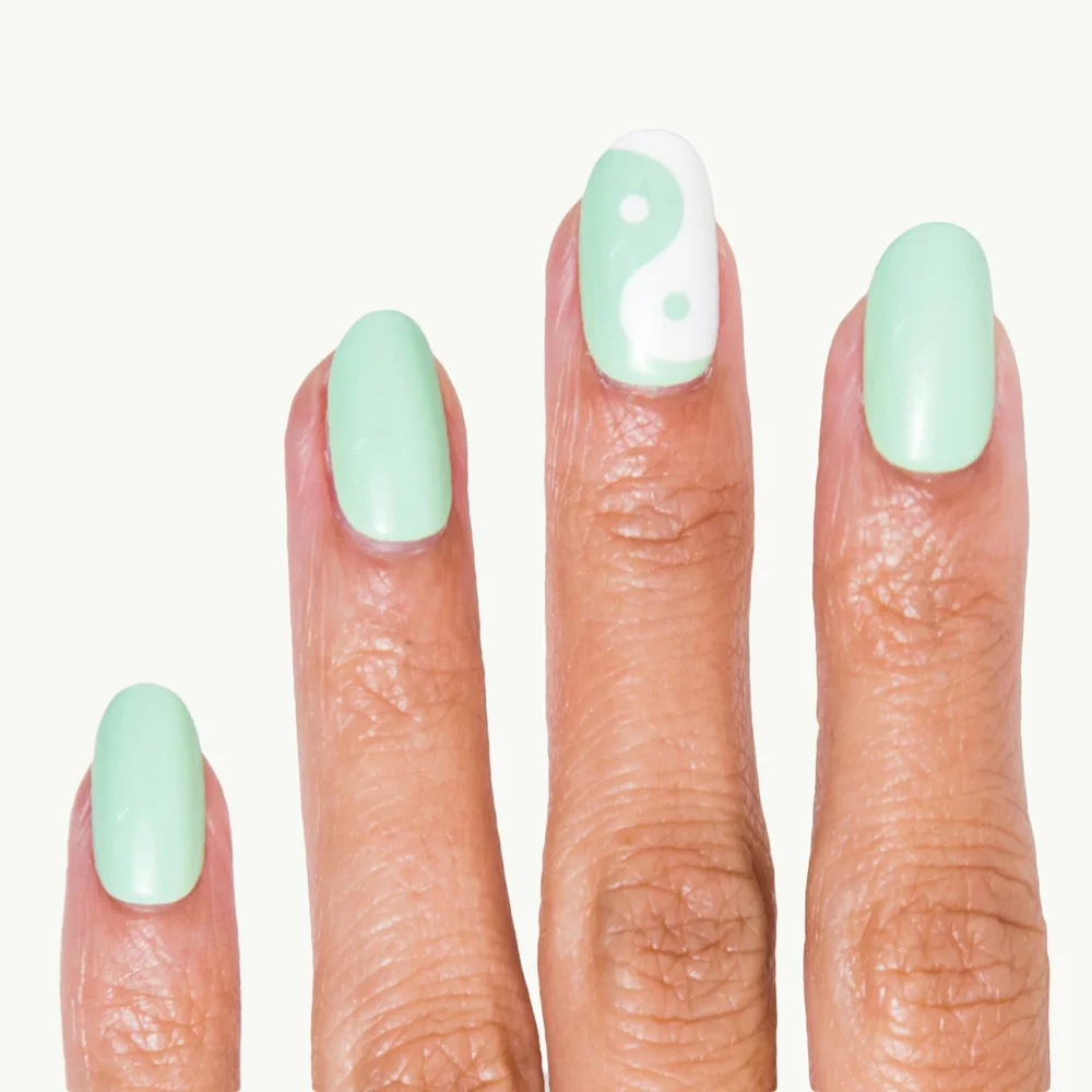 Everything Zen 2.0 Chill Tips Press-On Nails