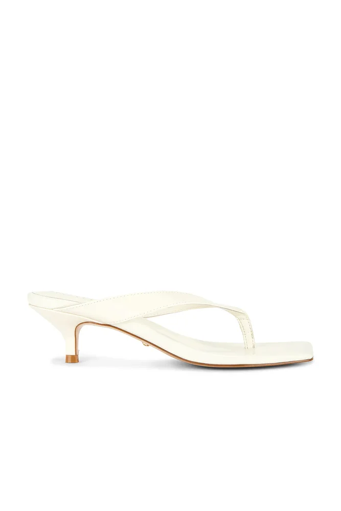 Perla Kitten Heel in Ivory Patent