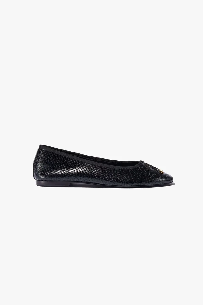 Leather Ballet Flat in Black