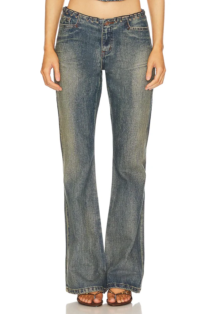 Whipstitch Low Rise Straight Jeans