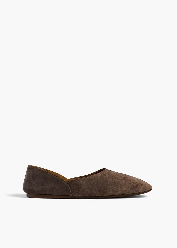 Jane Flat in Sable Suede