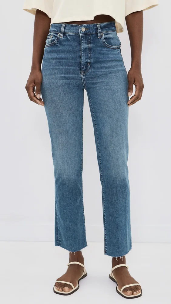 Le Sleek Straight Jeans