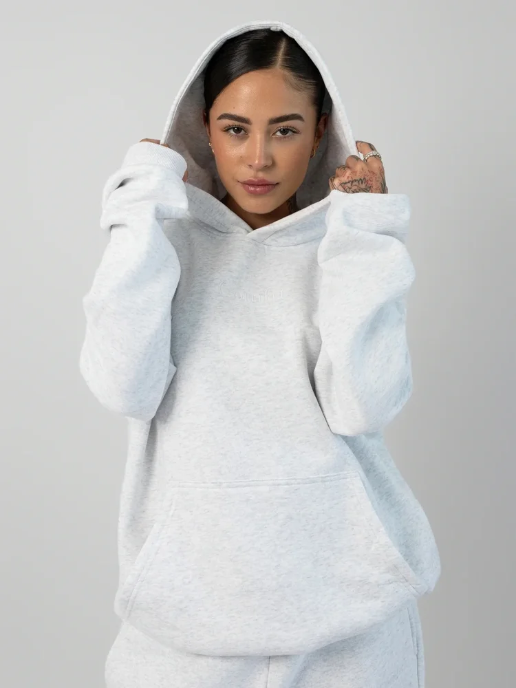 Signature Hoodie in Light Heather Grey
