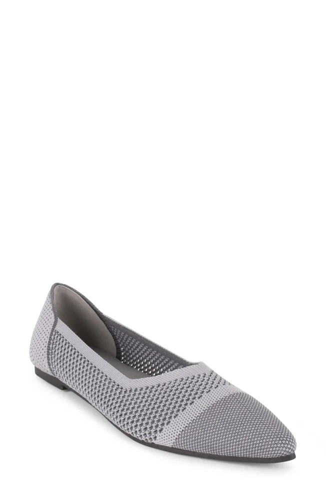 Antigua Knit Pointed Toe Flat