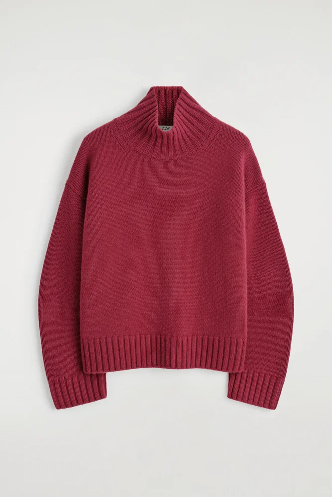Chunky Cashmere Mock-neck Sweater