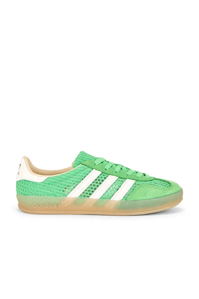 Gazelle Indoor in Green Off White Beige