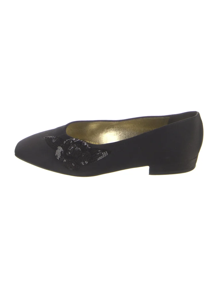 Pre-Owned Vintage Camellia Accent Ballet Flats