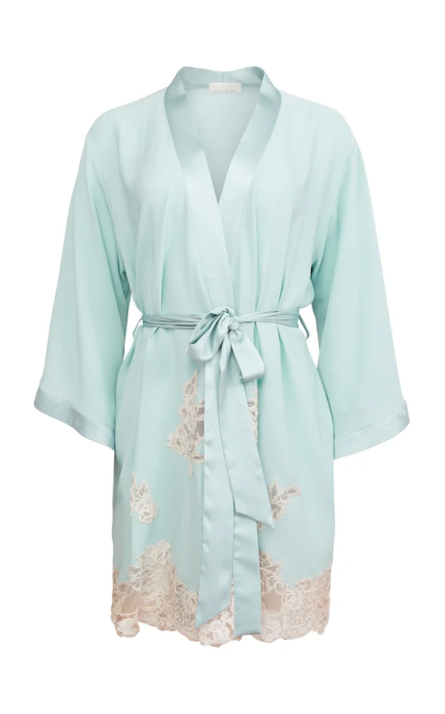 Lace Applique Robe