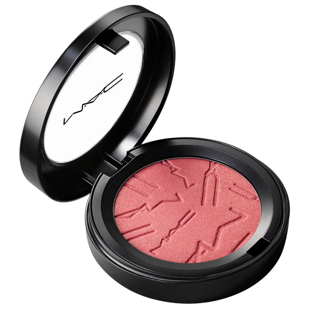 Skinfinish Colourstruck Blurring Blush with 12HR Buildable Wear in Peachykeen