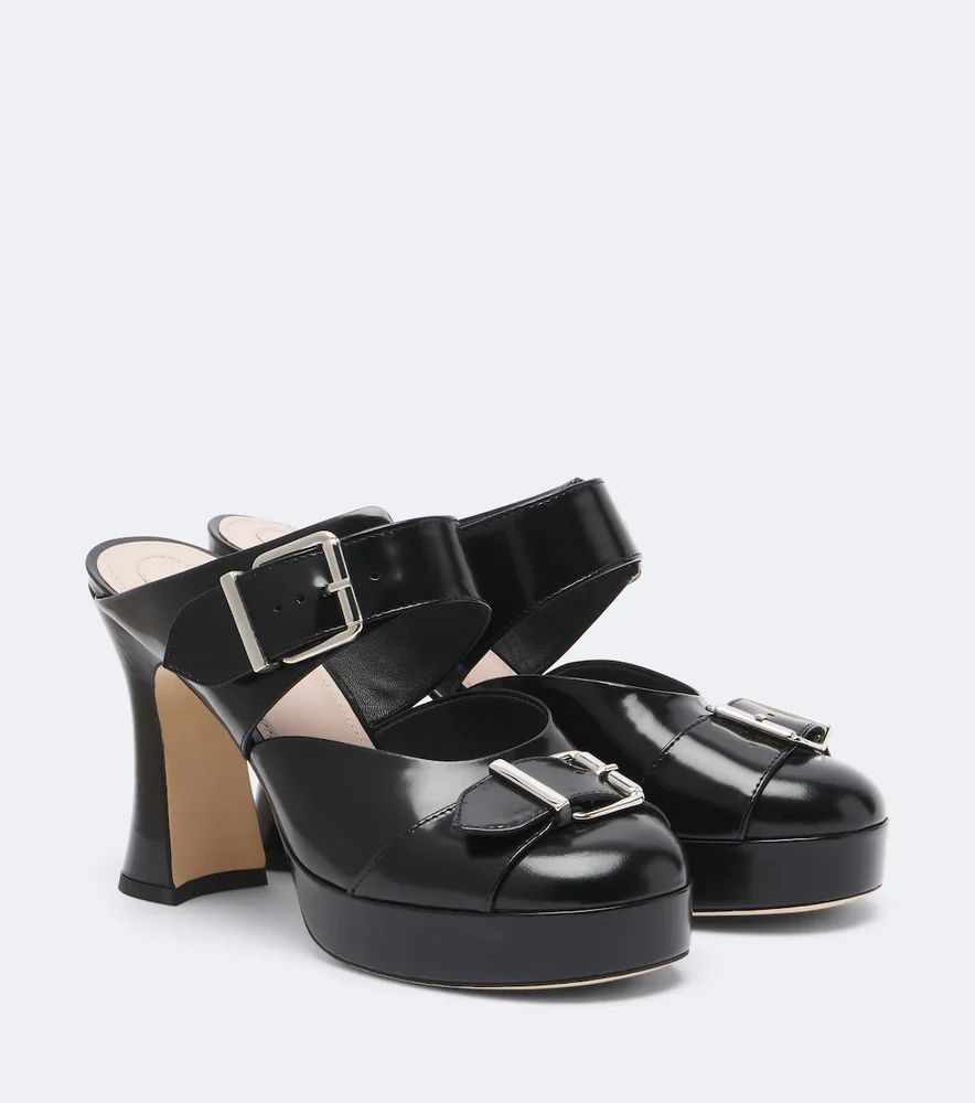Buckle Sculpt leather mules