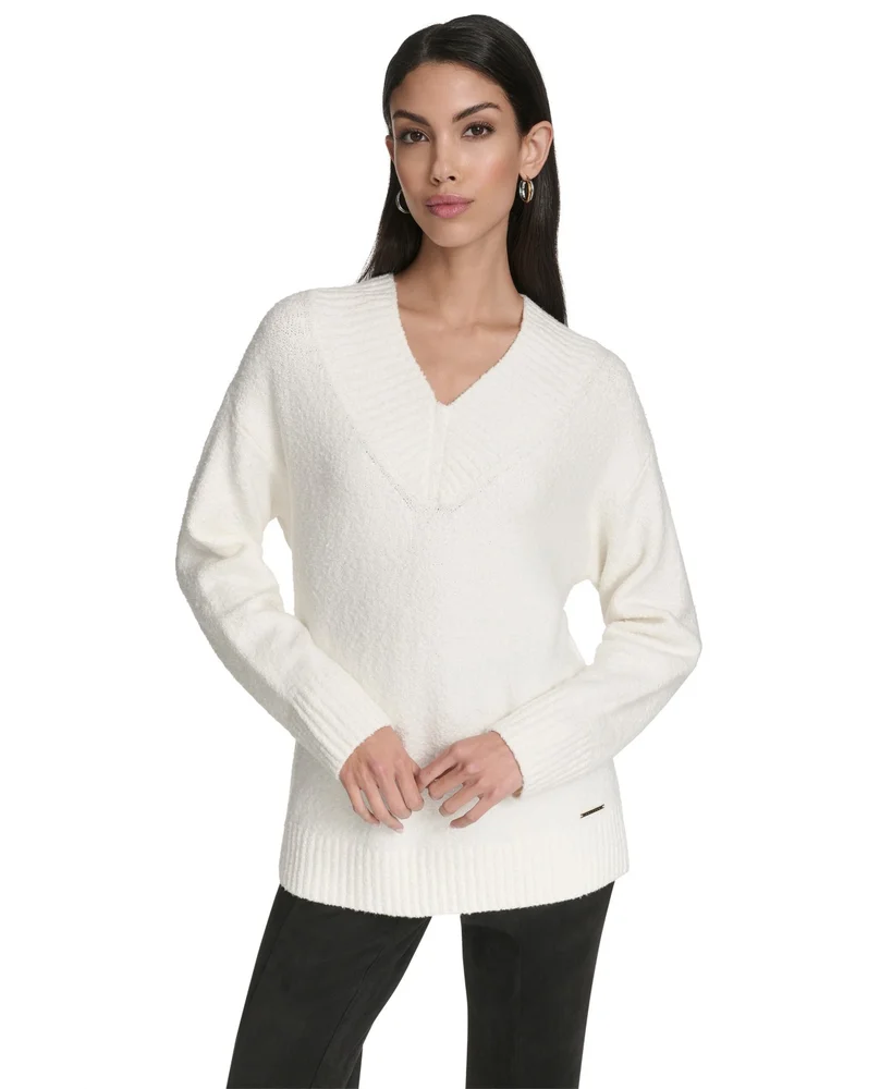 Women's Chunky Boucle Long Sleeve Sweater