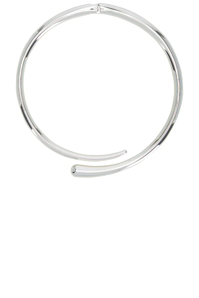 Elegant Wrap Choker