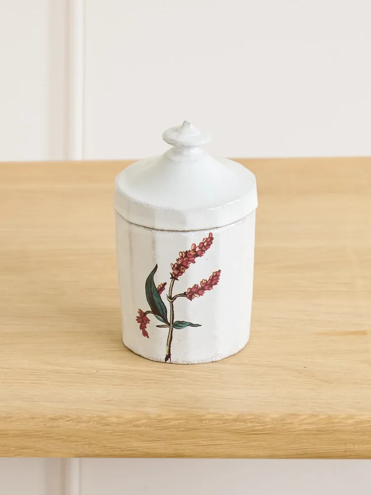 Ladies Thumb ceramic box